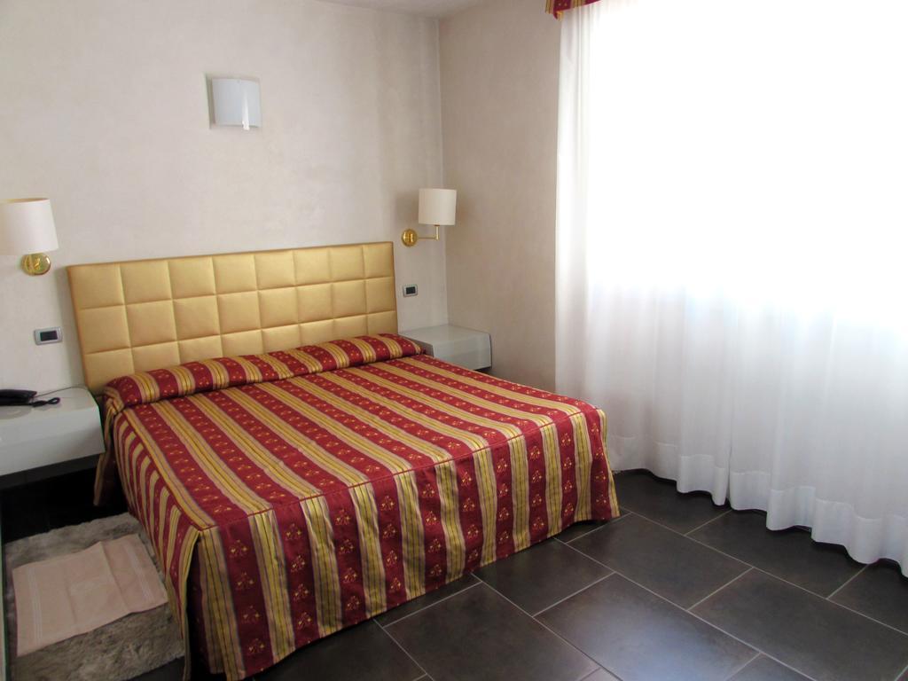 Hotel Dante Residence Μάντοβα Εξωτερικό φωτογραφία